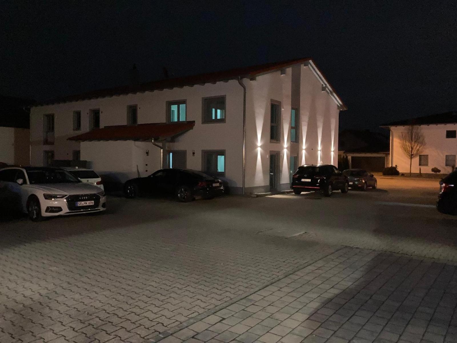 Gasthaus Karpfinger Aiterhofen Εξωτερικό φωτογραφία